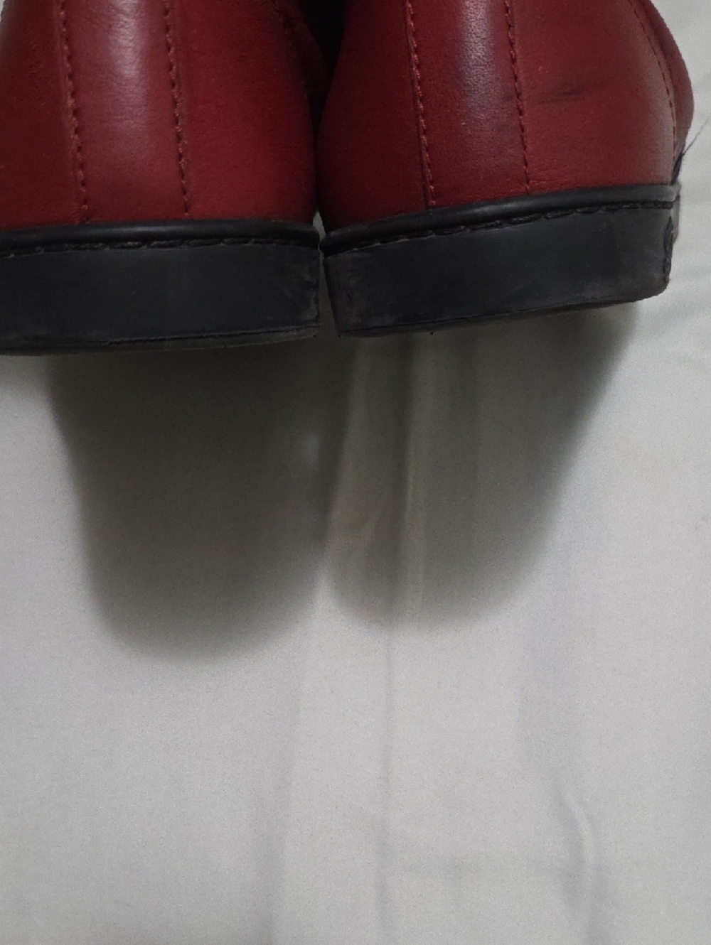 Gucci Red and Black High-Top Leather Sneakers - Picture 5 of 10